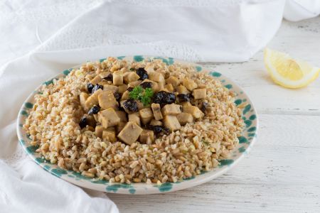 Espelta con pez espada