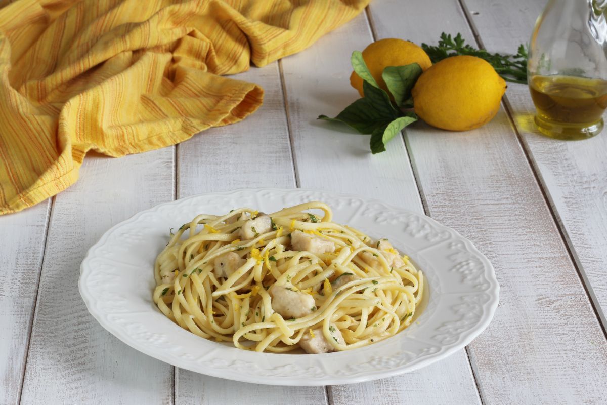 Linguine pez espada y limón