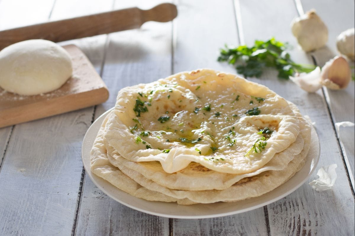 Naan con ajo