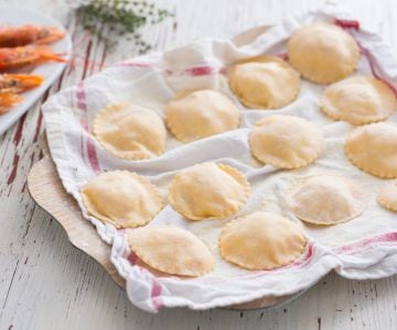 Raviolis de gambas y limón