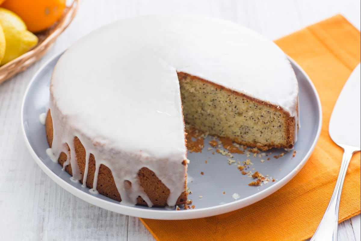 Tarta de cítricos y semillas de amapola