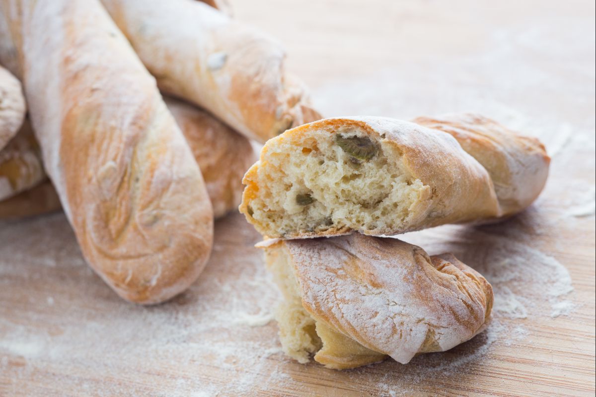 Panecillos con aceitunas