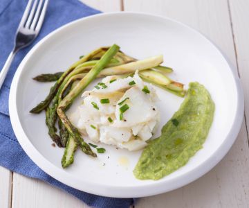 Bacalao con espárragos