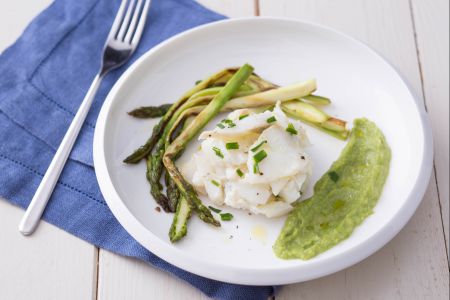 Bacalao con espárragos