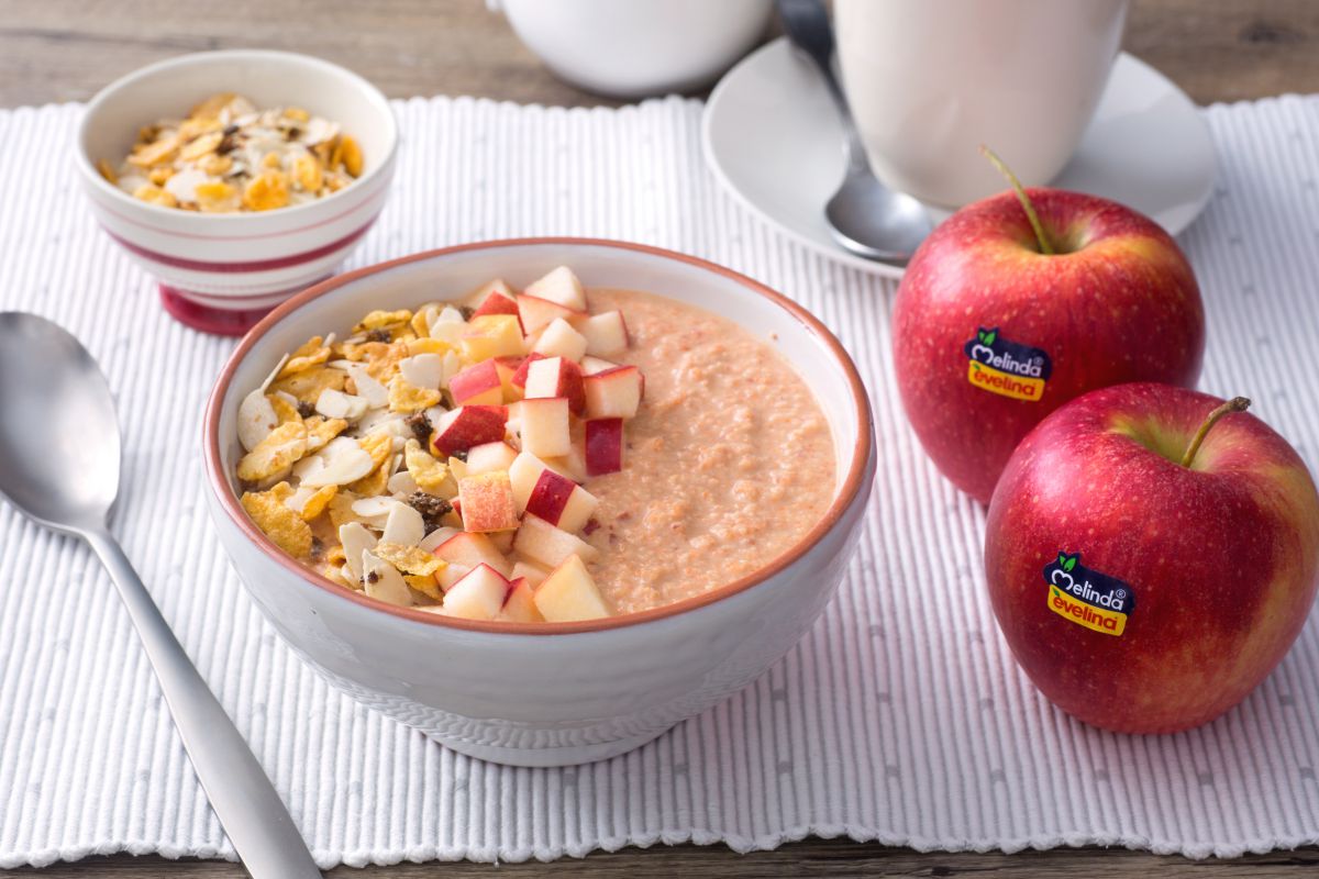 Batido de manzanas, zanahorias y jengibre