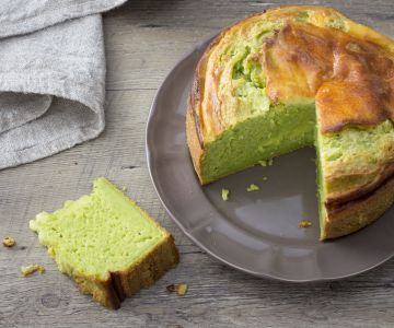Tarta salada de guisantes y robiola