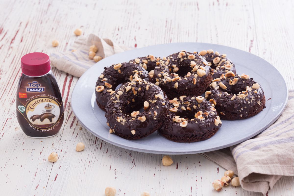 Rosquillas de chocolate y avellanas