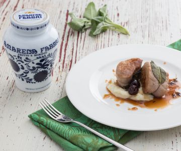 Solomillo de cerdo con cerezas ácidas y crema de patatas