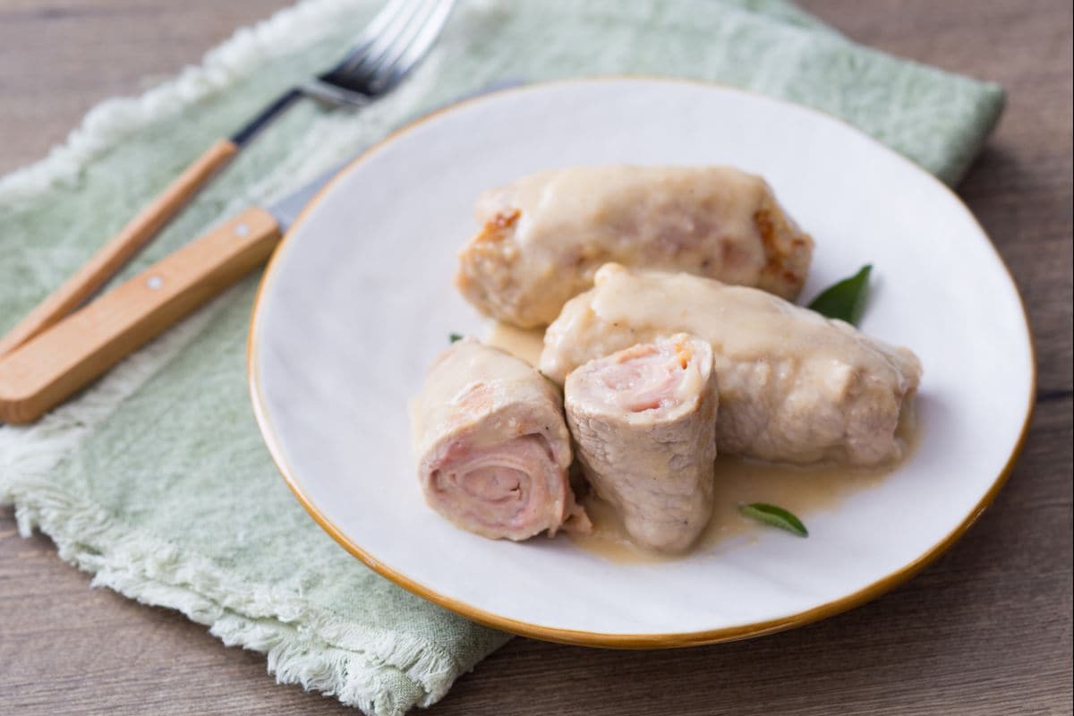 Rollitos de ternera con jamón y queso