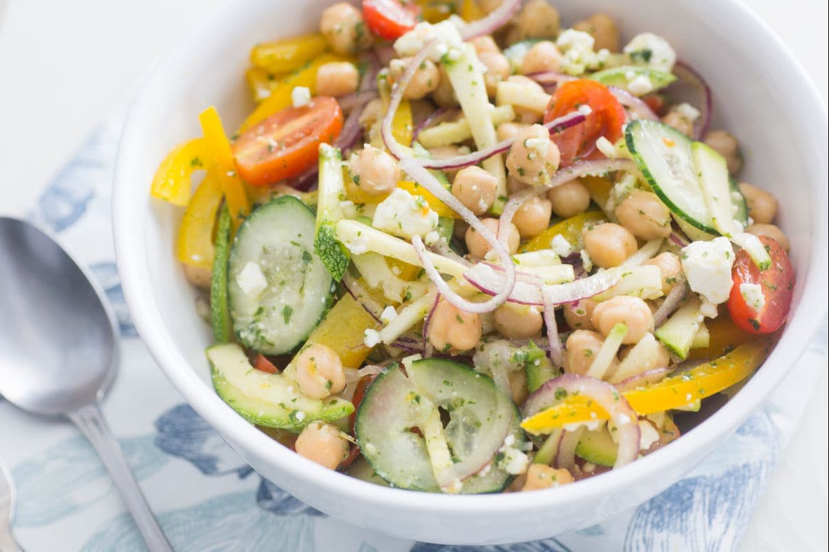 Ensalada de garbanzos de verano