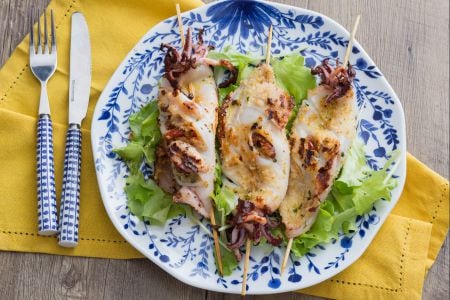 Brochetas de calamares