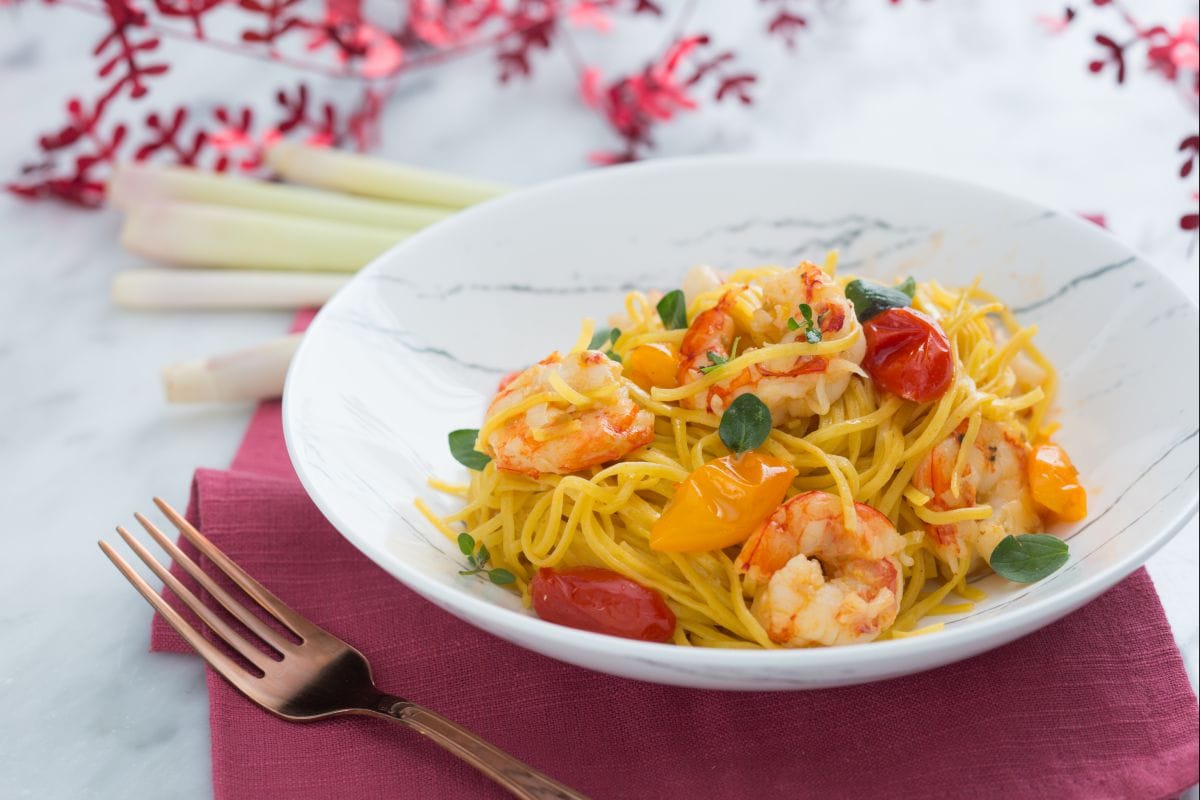 Tagliolini con gambas y lemongrass
