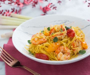Tagliolini con gambas y lemongrass