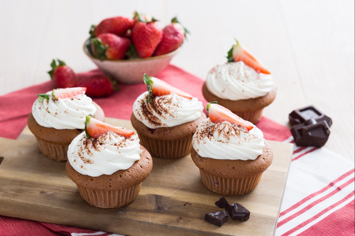 Muffin de fresas y chocolate