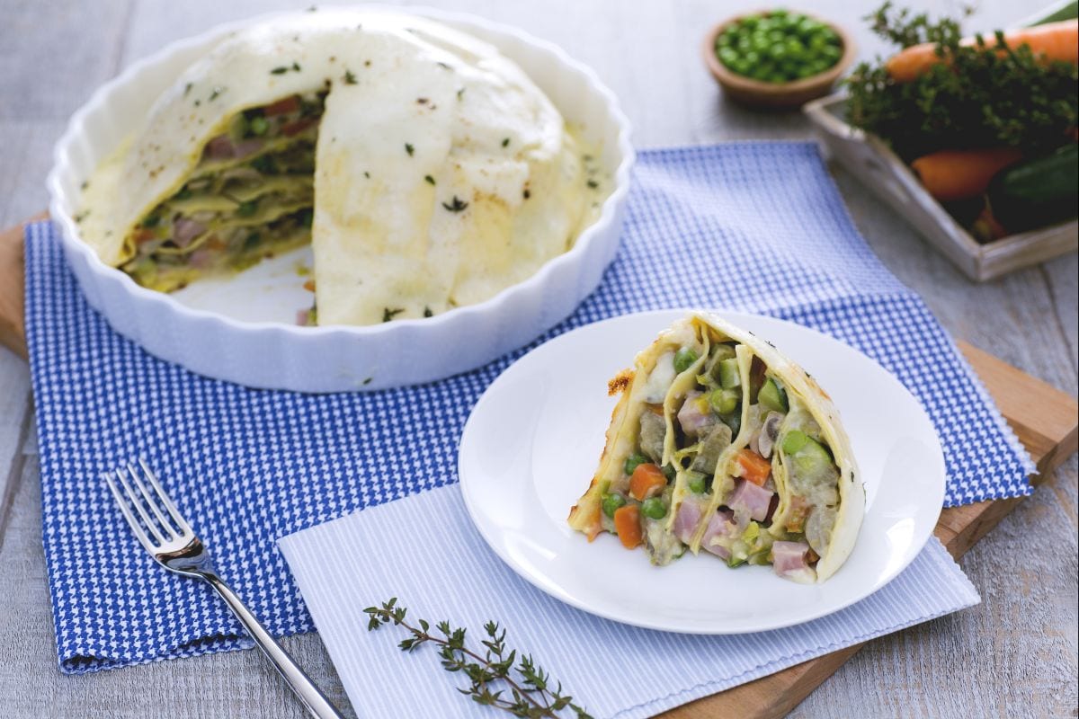 Zuccotto de lasaña con verduras, fontina y jamón