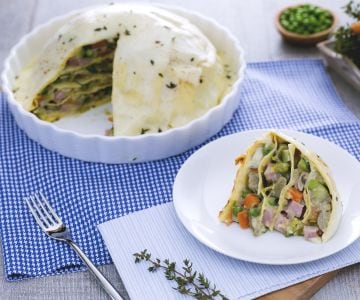 Zuccotto de lasaña con verduras, fontina y jamón