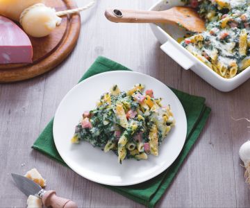 Pastel de pasta con espinacas