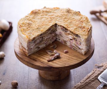 Tarta de crepes con setas