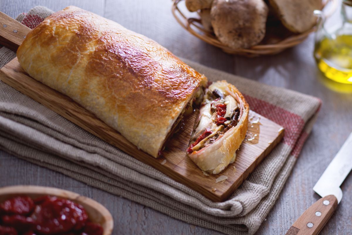 Rollo de boletus y jamón