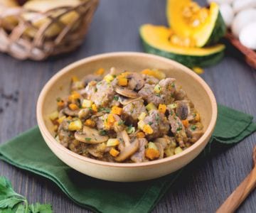 Estofado de ternera con calabaza, patatas y setas