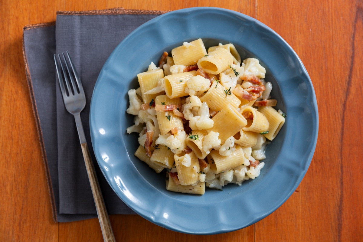 Pasta coliflor y guanciale