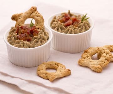 Torcelli con crema de lentejas y guanciale