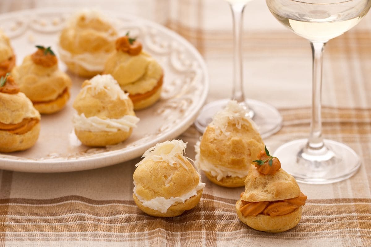 Buñuelos de cangrejo y queso