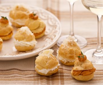 Buñuelos de cangrejo y queso