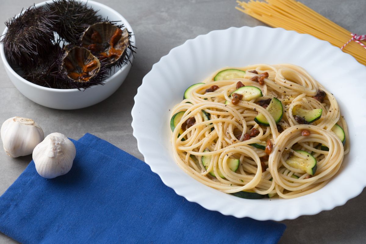 Espaguetis con erizos de mar