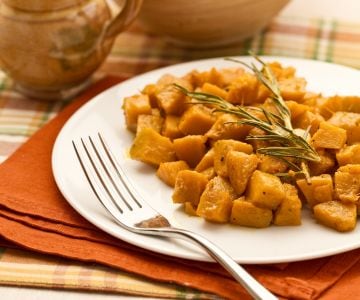 Calabaza salteada con romero y vino blanco
