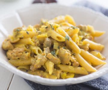 Pasta con ragú de cordero y castañas