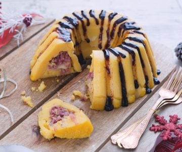Timbal de polenta y cotechino