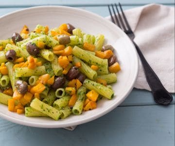 Pasta al pesto de perejil y calabaza