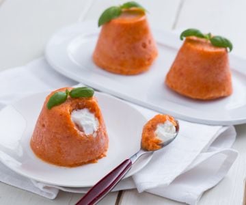 Mini bavarois de pimiento y queso robiola