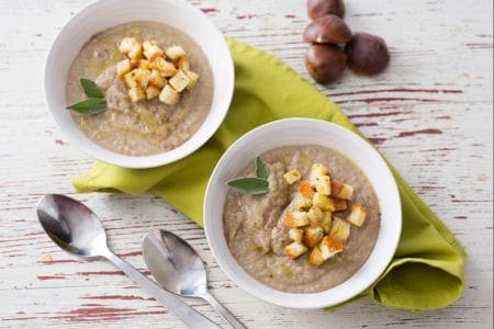 Crema de puerros y castañas