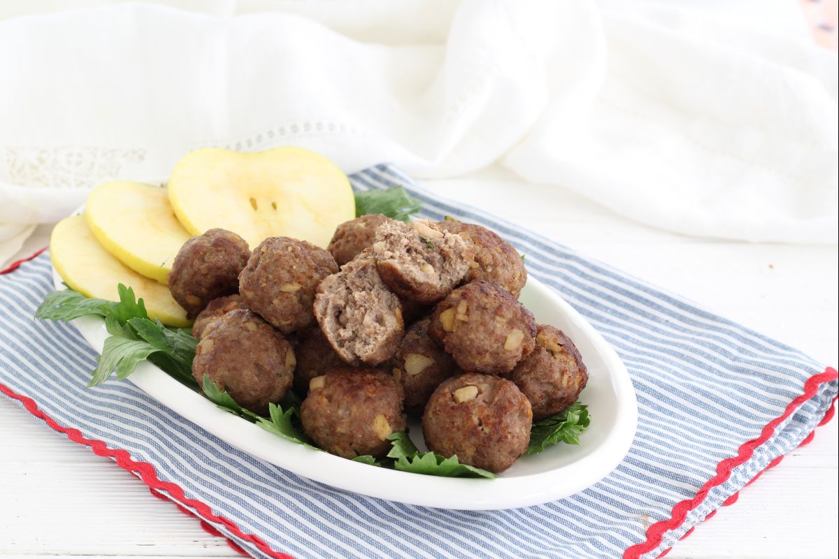 Albóndigas de carne y manzana