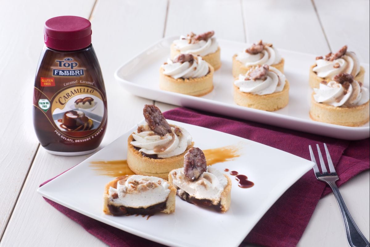 Tartaletas de caramelo salado y nueces garrapiñadas