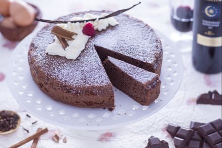 Tarta de vino tinto