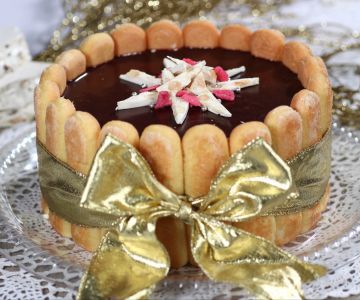 Charlotte (semifrío) de turrón