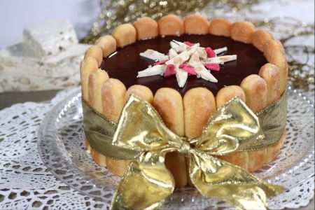 Charlotte (semifrío) de turrón