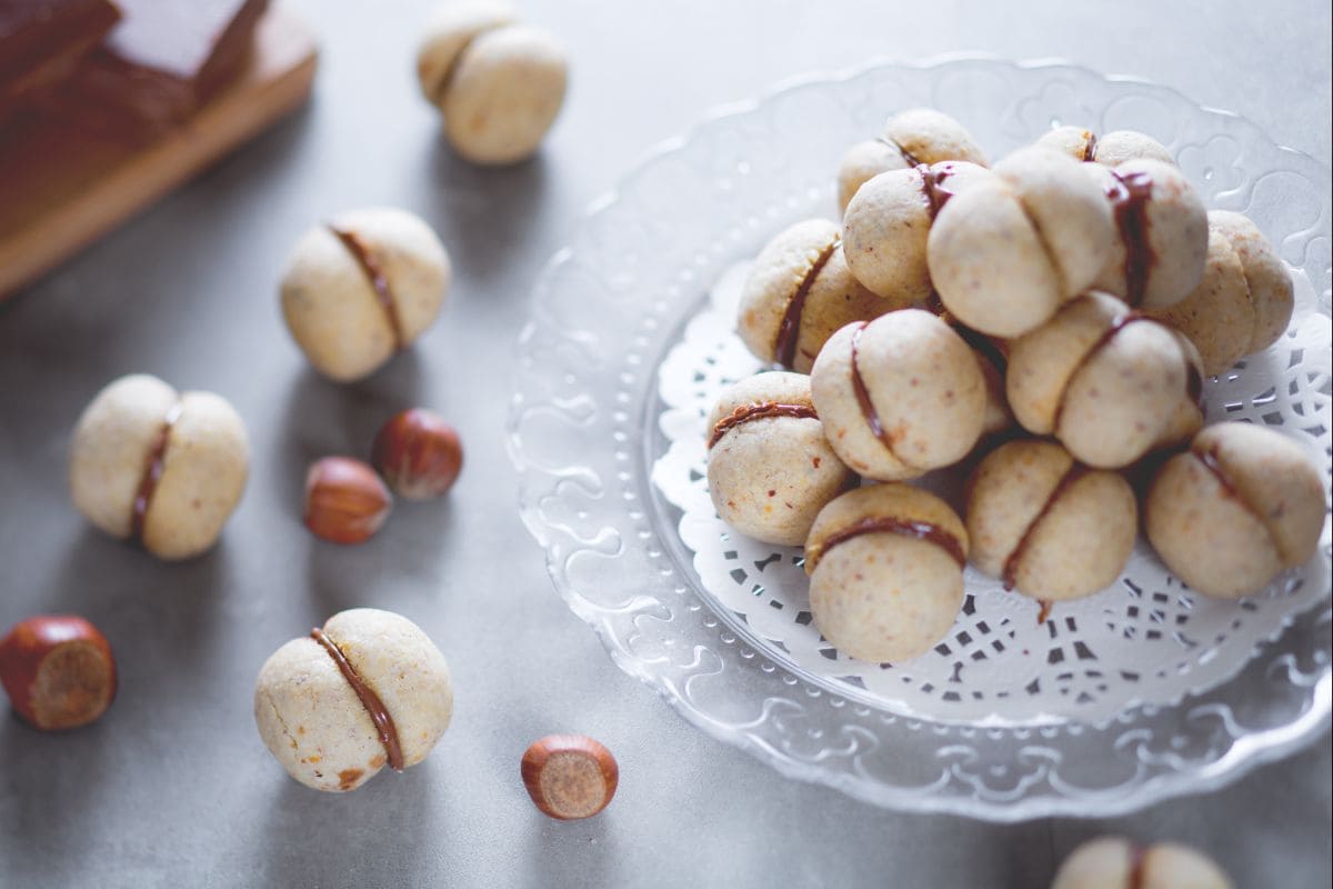 Baci de dama con avellanas