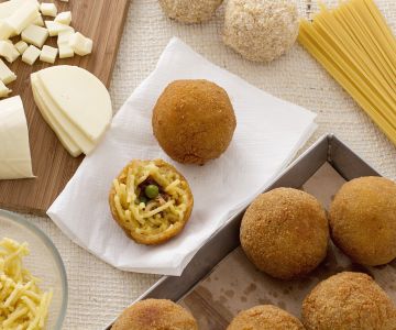 Arancini de espaguetis