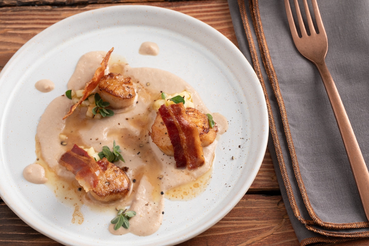 Vieiras con panceta y crema de castañas