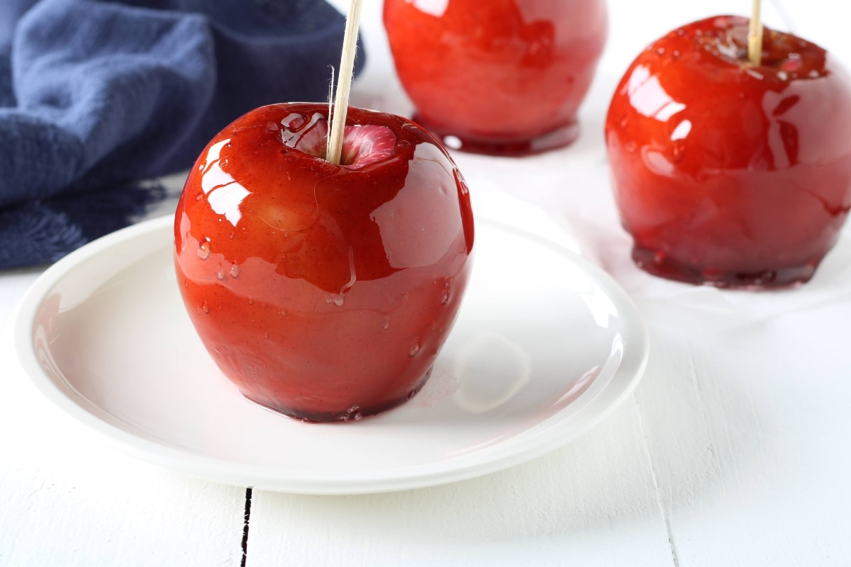 Manzanas caramelizadas encantadas