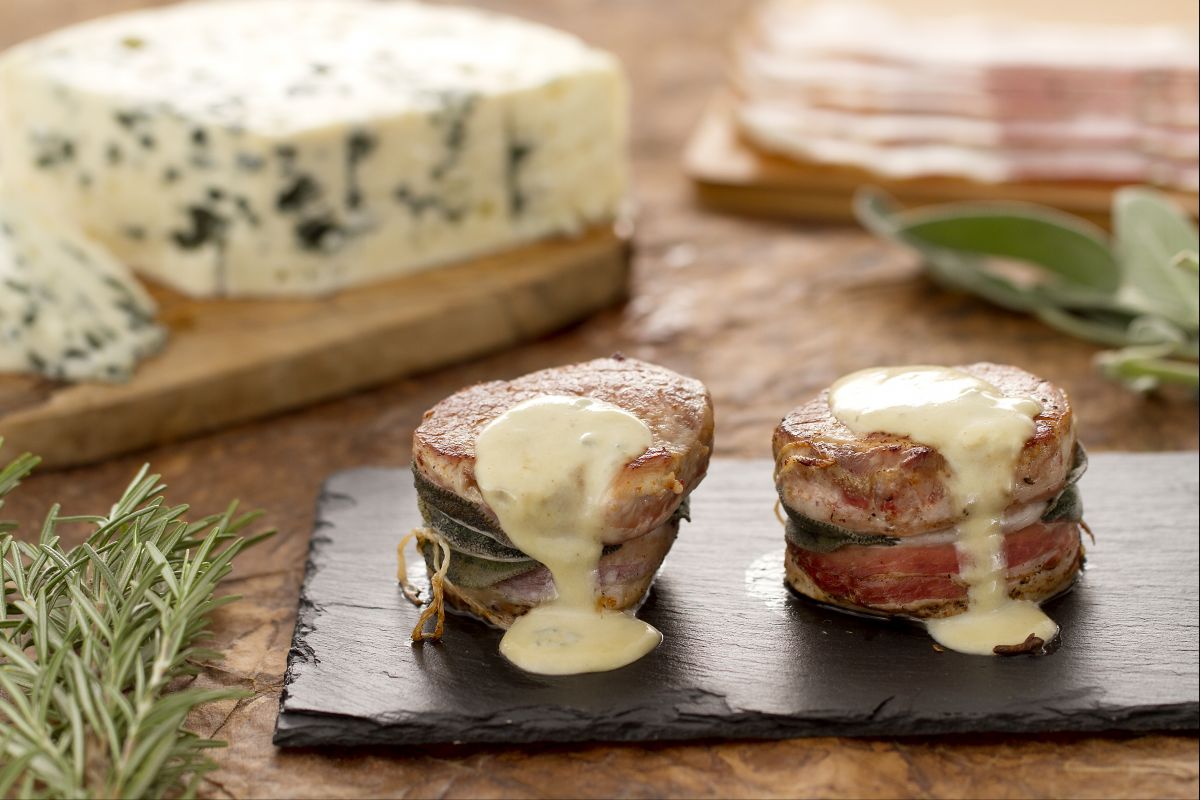 Medallones de cerdo al roquefort