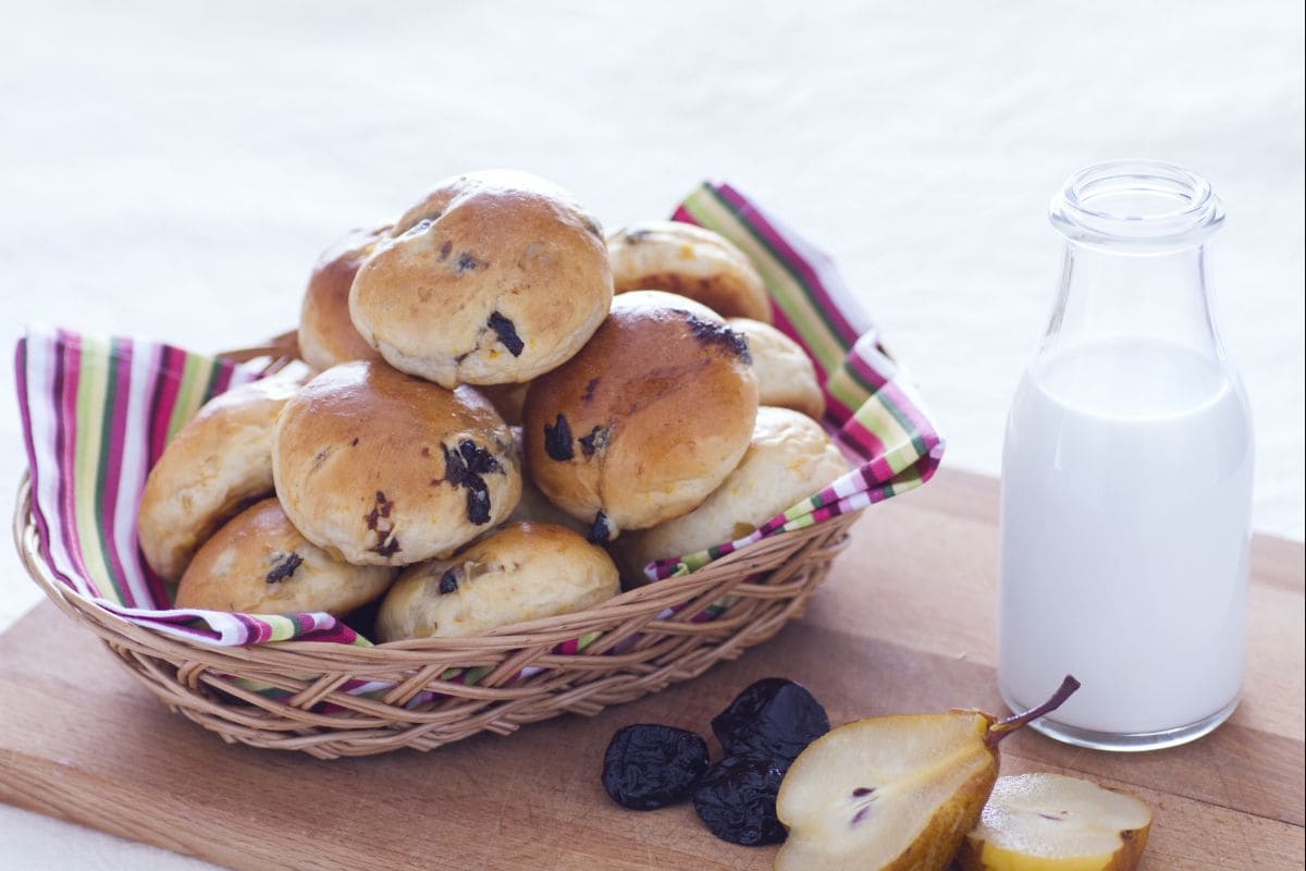 Bollos dulces con fruta