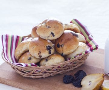 Bollos dulces con fruta