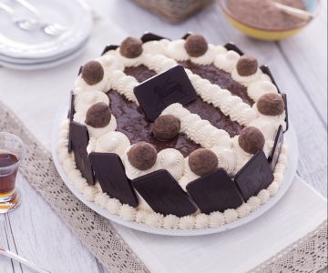 Tarta de cacao con crema de zabaglione