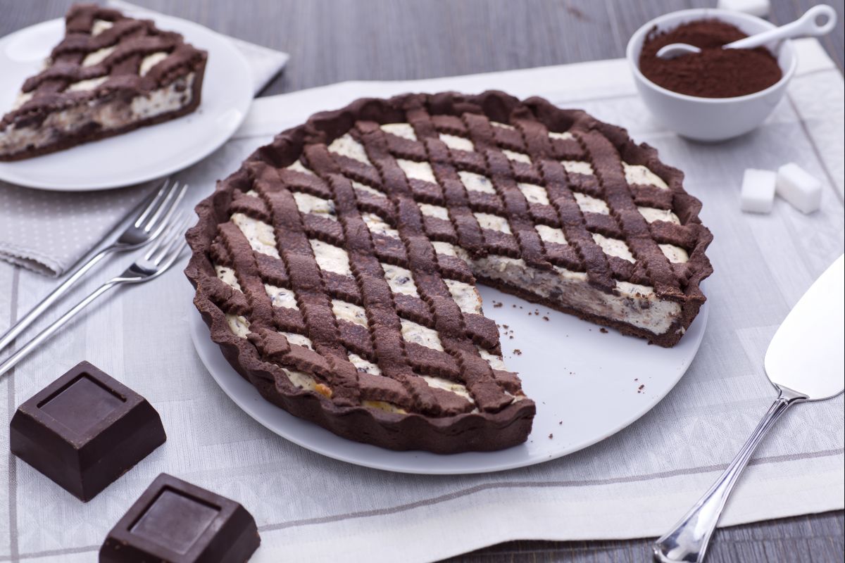 Tarta de cacao con crema de ricotta y chocolate