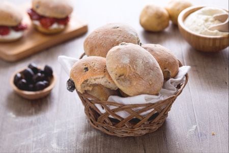Puccia salentina con aceitunas